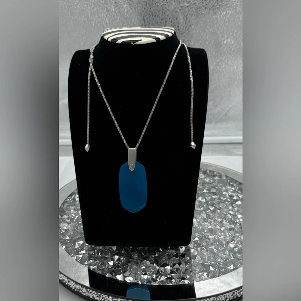 Alicia Bonnie Blue Agate pendant with adjustable chain. - Picture 1 of 4
